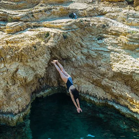 ヴィラ Cemilion *